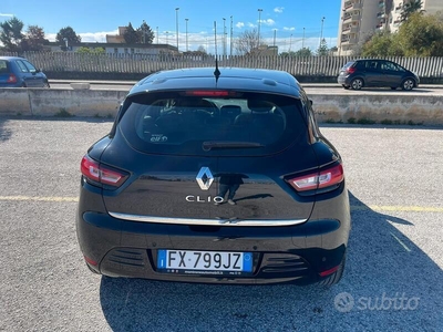 Usato 2019 Renault Clio IV 0.9 Diesel 90 CV (12.500 €)