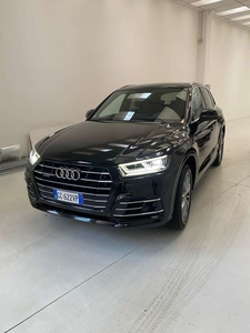 Usato 2020 Audi Q5 2.0 Benzin 252 CV (41.000 €)