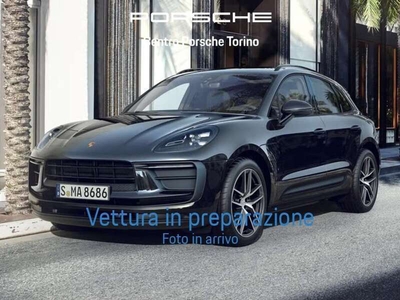 Usato 2022 Porsche Macan 2.0 Benzin 265 CV (78.000 €)