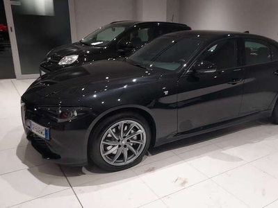 Usato 2023 Alfa Romeo Giulia 2.1 Diesel 211 CV (42.000 €)