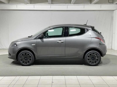 Usato 2024 Lancia Ypsilon 1.0 El_Hybrid 69 CV (16.600 €)