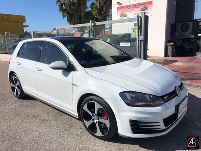 Volkswagen Golf 2.0