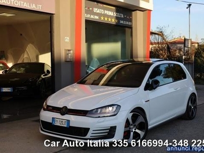 Volkswagen Golf Performance 2.0 TSI 230CV Panorama DYNAUDIO Led Xe Rezzato