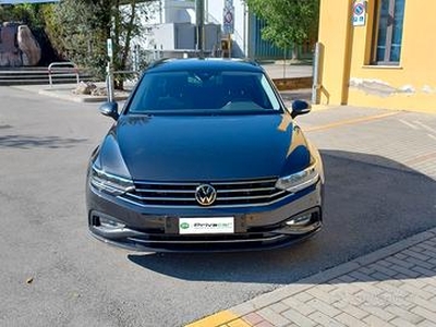 VOLKSWAGEN Passat 2.0 tdi DSG 150cv GANCIO TRAINO