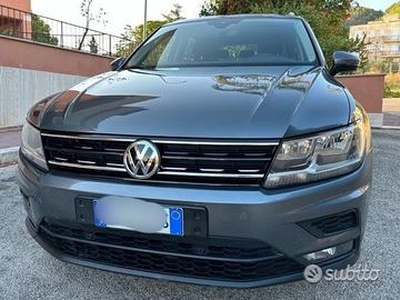 Volkswagen Tiguan 1.6 TDI km certificati e garanzi