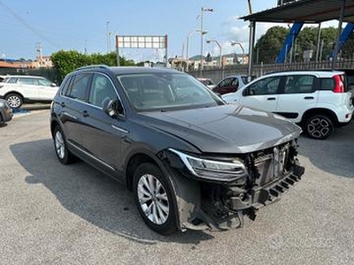 Volkswagen Tiguan 2.0 TDI 150 CV SCR DSG Elegance