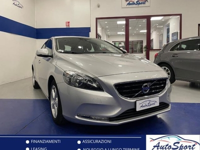 VOLVO V40 (2012-2020)