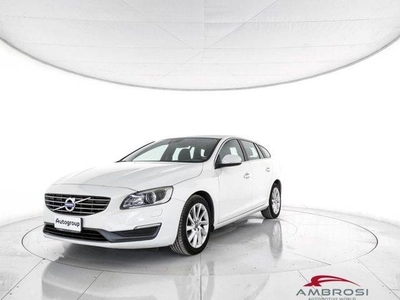 VOLVO V60 (2010) D2 1.6 Powershift Momentum