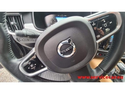 VOLVO V90 D4 Geartronic Momentum