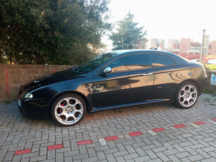 Alfa romeo gt