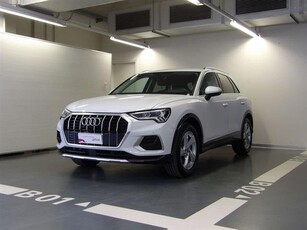 AUDI Q3 35 TDI S tronic Business Advanced