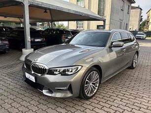 BMW 320 i Touring Luxury LED TELECAMERA POST IVA