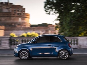 FIAT 500 ELECTRIC 500 Icon Berlina 23,65 kWh