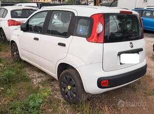 Fiat Panda 1.3 mjet 75cv anno 2015 incidentata
