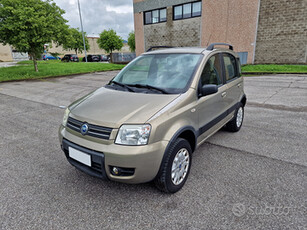 Fiat panda 4x4 climbing