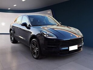 PORSCHE MACAN 2.0