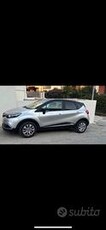 RENAULT Captur 1.5 90 CV start and stop