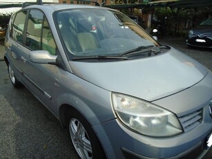 Renault Scénic 1.4 16V