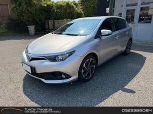 Toyota Auris 1.8 Hybrid Lounge usato