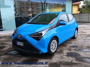 Toyota Aygo 1.0 VVT-i 72 CV 5 porte x-cool MMT usato