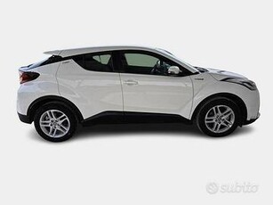 TOYOTA C-HR 1.8H 98CV E-CVT Business