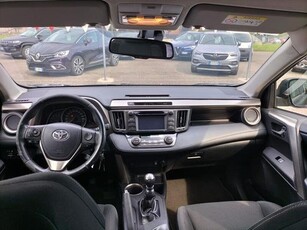 TOYOTA RAV4 2.0 D-4D 2WD Active