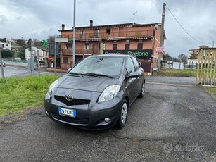 Toyota Yaris 1.3 5 porte Sol