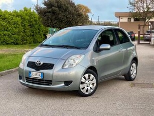 Toyota Yaris 1.4 D-4D 3 porte