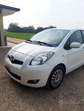 TOYOTA Yaris 2ª serie - 2010