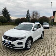 Volkswagen T-Roc 1.5 tsi R-Line dsg del 2021 usata a Como