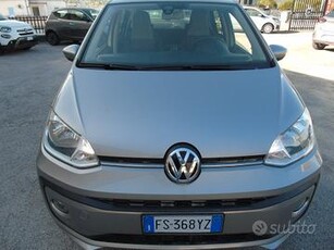 Volkswagen UP! 1.0 5p (SOLO 34000 Km) OK Neopatent