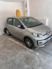 Volkswagen UP 5p full optional cambio automatico