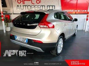 VOLVO V40 CROSS COUNTRY V40 Cross Country 2.0 D2 Kinetic geartronic my17