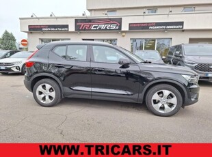 Volvo XC40 T2 Momentum Core usato