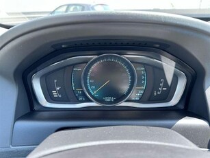 VOLVO XC60 D4 Geartronic R-design Momentum