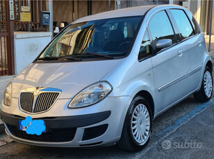 Usato 2005 Lancia Musa 1.3 Diesel (2.950 €)