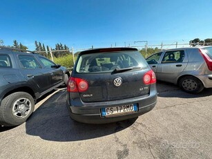 Usato 2005 VW Golf V Diesel (3.000 €)