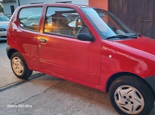 Usato 2006 Fiat 600 1.1 Benzin 54 CV (2.200 €)