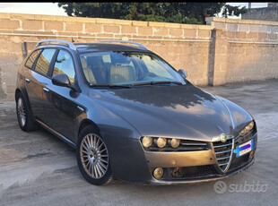 Usato 2007 Alfa Romeo 159 1.9 Diesel 120 CV (2.300 €)