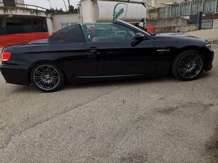 Usato 2009 BMW 320 Cabriolet 2.0 Benzin 170 CV (17.000 €)