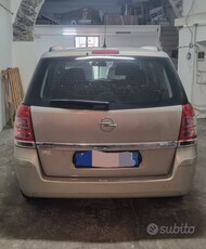 Usato 2010 Opel Zafira 1.9 Diesel 150 CV (4.000 €)