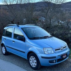 Usato 2011 Fiat Panda 1.2 Benzin 69 CV (5.390 €)