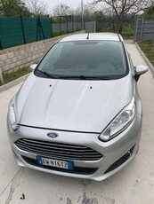 Usato 2014 Ford Fiesta 1.4 Benzin 101 CV (5.500 €)