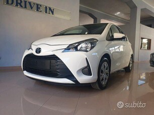 Usato 2020 Toyota Yaris 1.0 Benzin 72 CV (12.990 €)