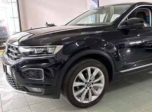 Usato 2020 VW T-Roc 1.5 Benzin 150 CV (23.900 €)