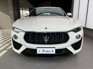 Usato 2022 Maserati Levante 2.0 El_Benzin 330 CV (59.900 €)