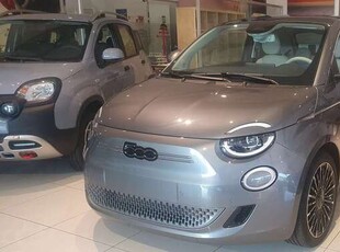 Usato 2023 Fiat 500e 1.0 El 58 CV (28.900 €)