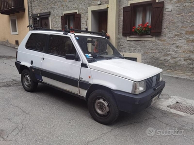 Usato 1990 Fiat Panda 4x4 1.0 Benzin 50 CV (8.000 €)