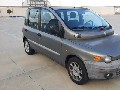 Usato 2001 Fiat Multipla 1.9 Diesel 110 CV (2.200 €)