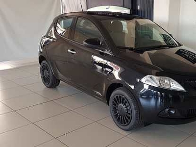 Lancia Ypsilon 1.0 FireFly 5 porte S&S Hybrid Silver - VEICOLO KM0 da BIASON AUTO